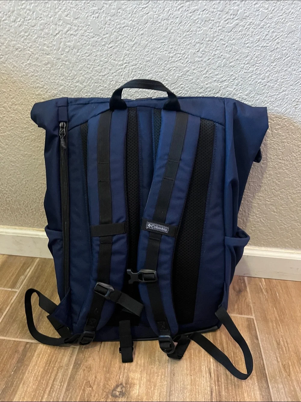 Columbia Unisex Convey II 27L Rolltop Backpack Collegiate Navy Icons z11
